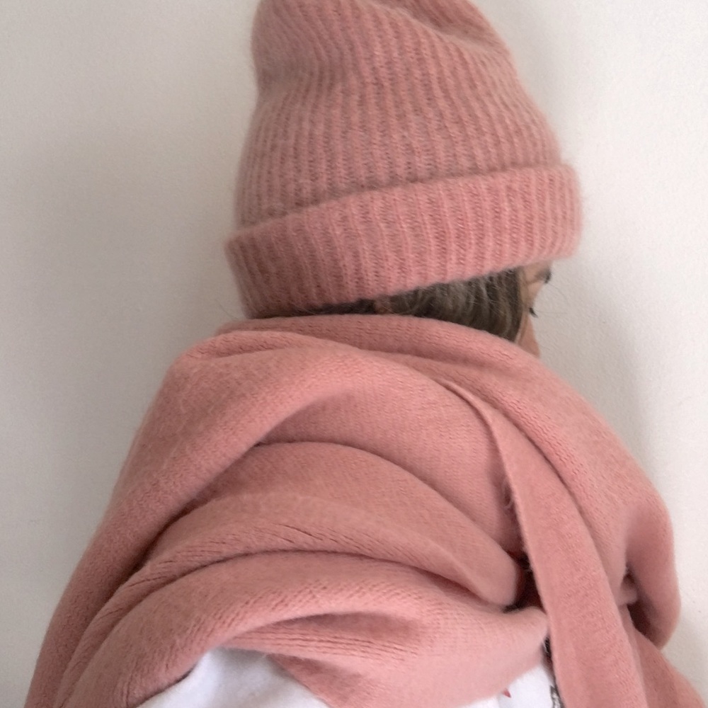 Blanket Scarf & Beanie - H&M